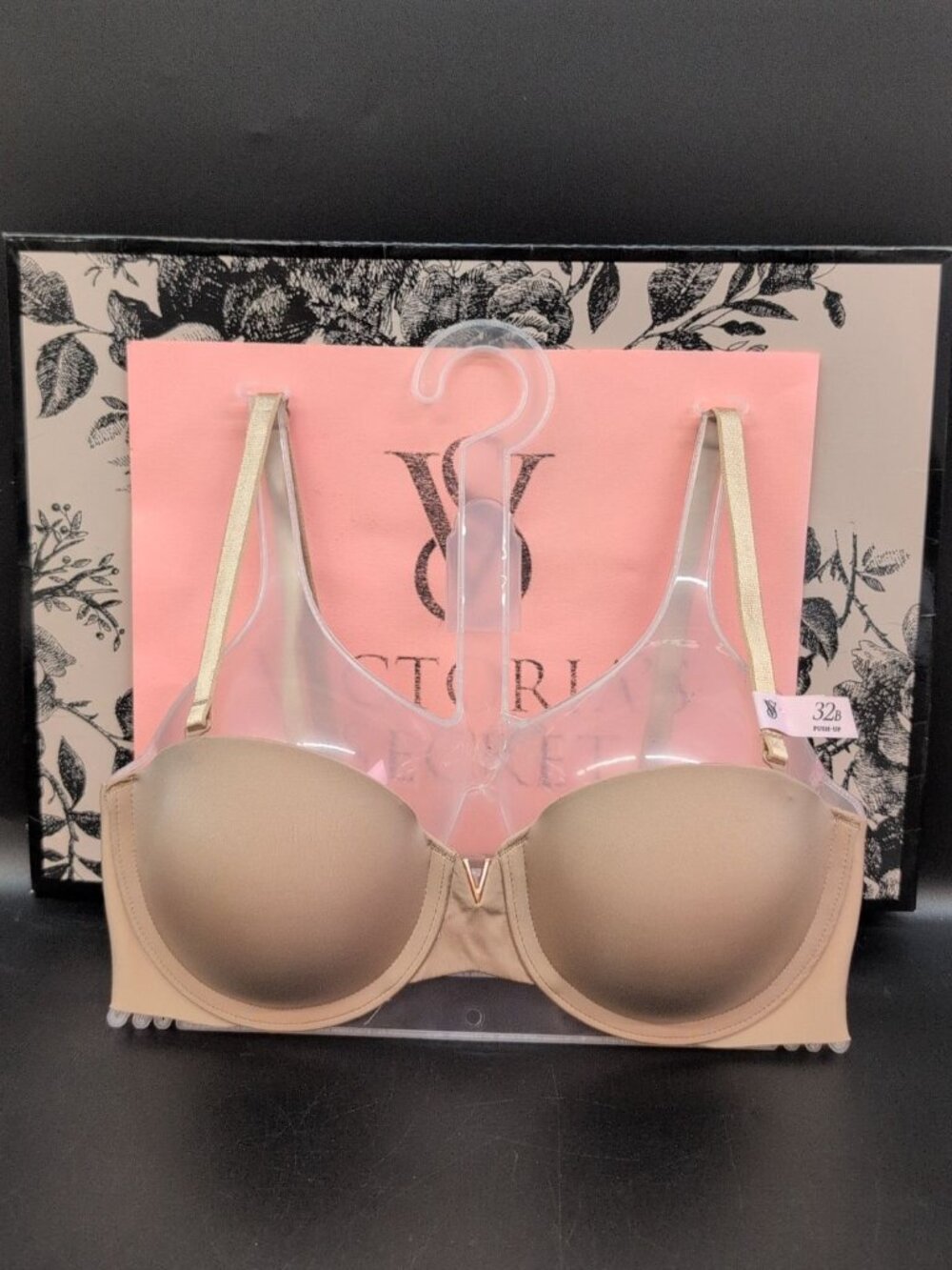 Victoria Secret Bare Sexy Illusions Smooth Uplift Strapless Bra 32B Praline